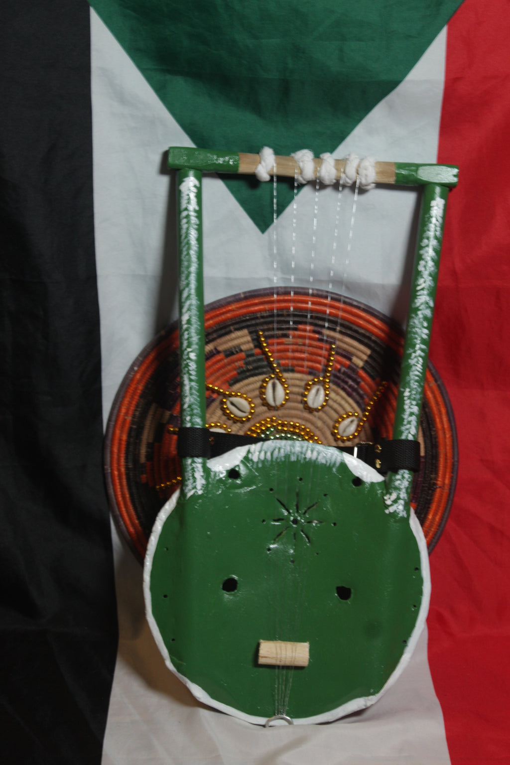 Medium Tamboor (Green/White)