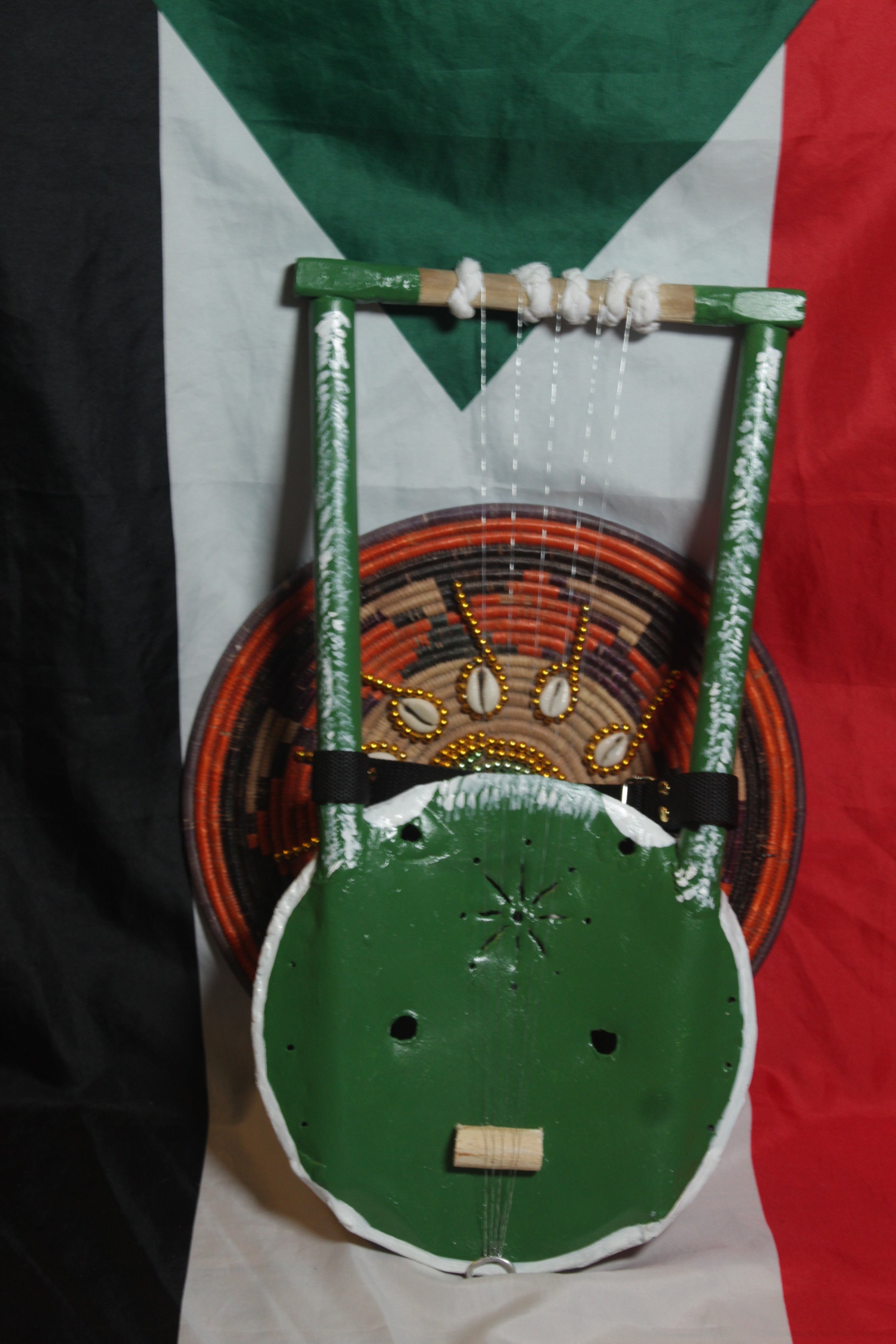Medium Tamboor (Green/White)