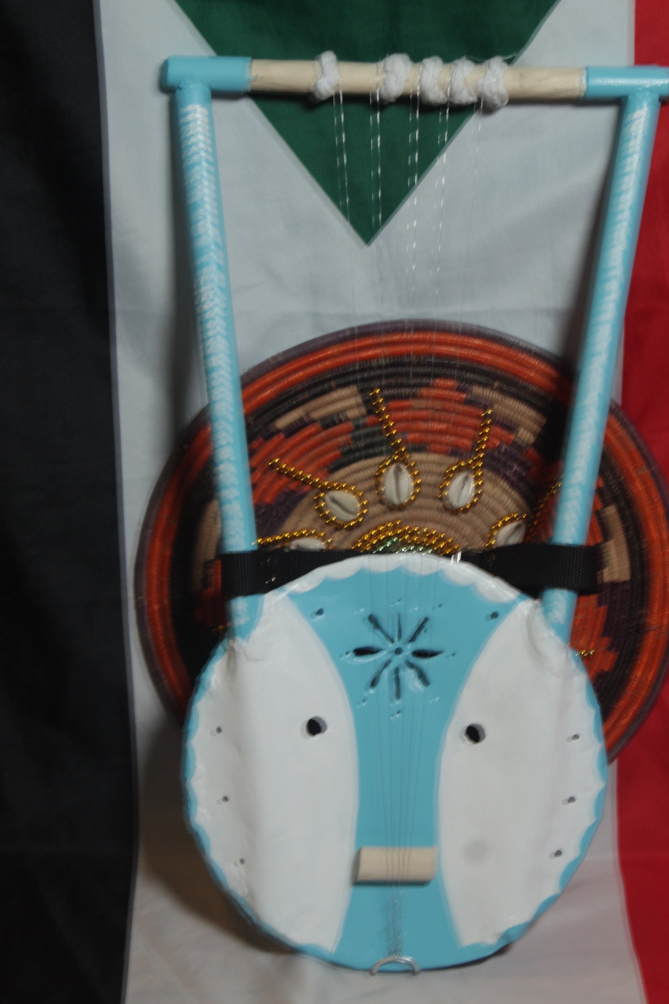 Medium Tamboor (Teal/White)
