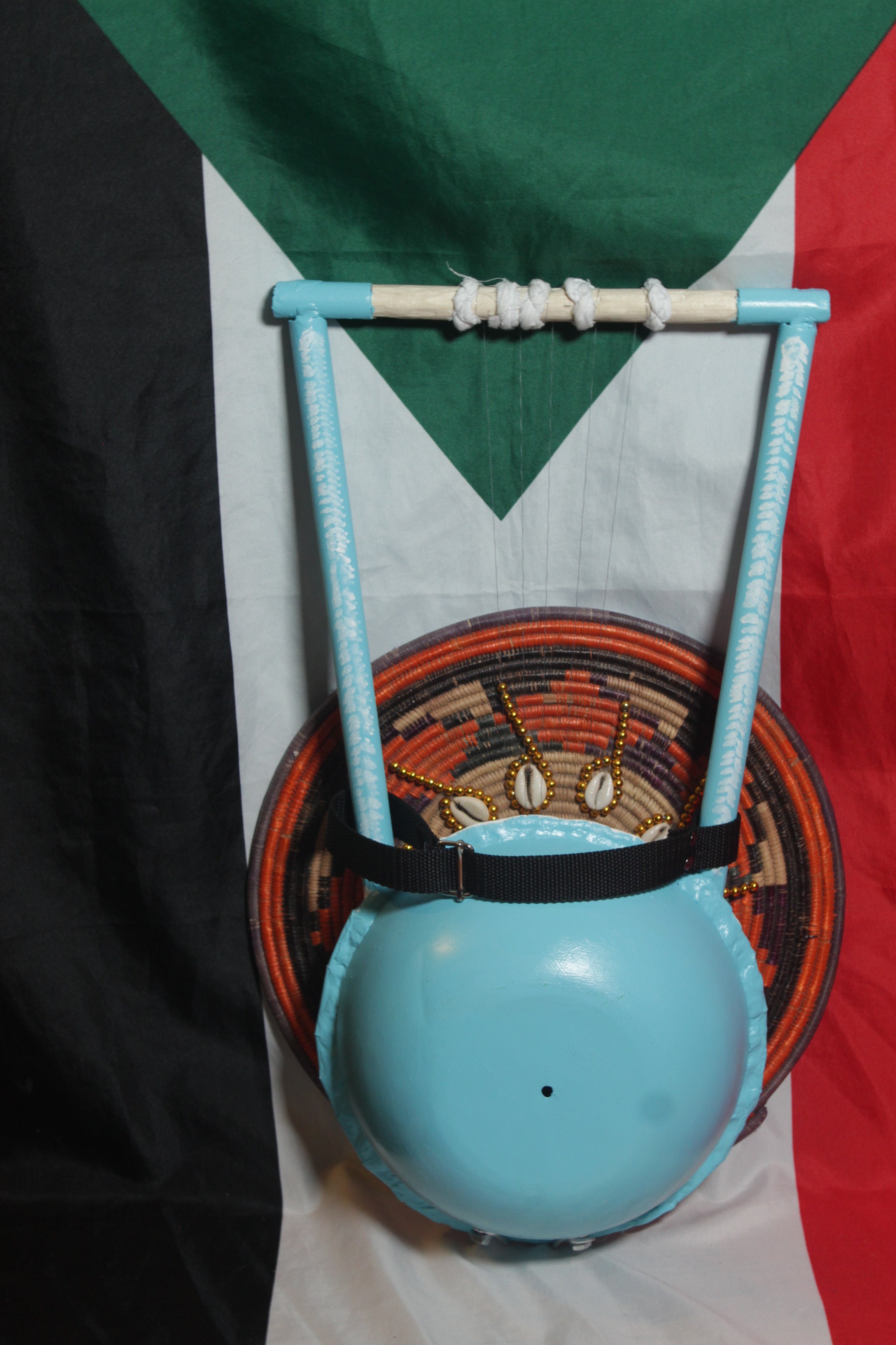 Medium Tamboor (Teal/White)